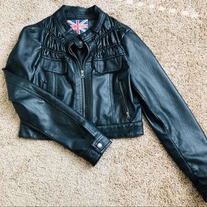 Crop faux leather jacket